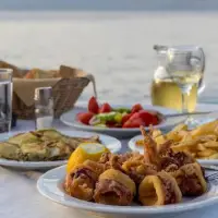 Günübirlik Sakız Adası Turu Öğle Yemeği ve Deniz Ürünleri - Markella Travel